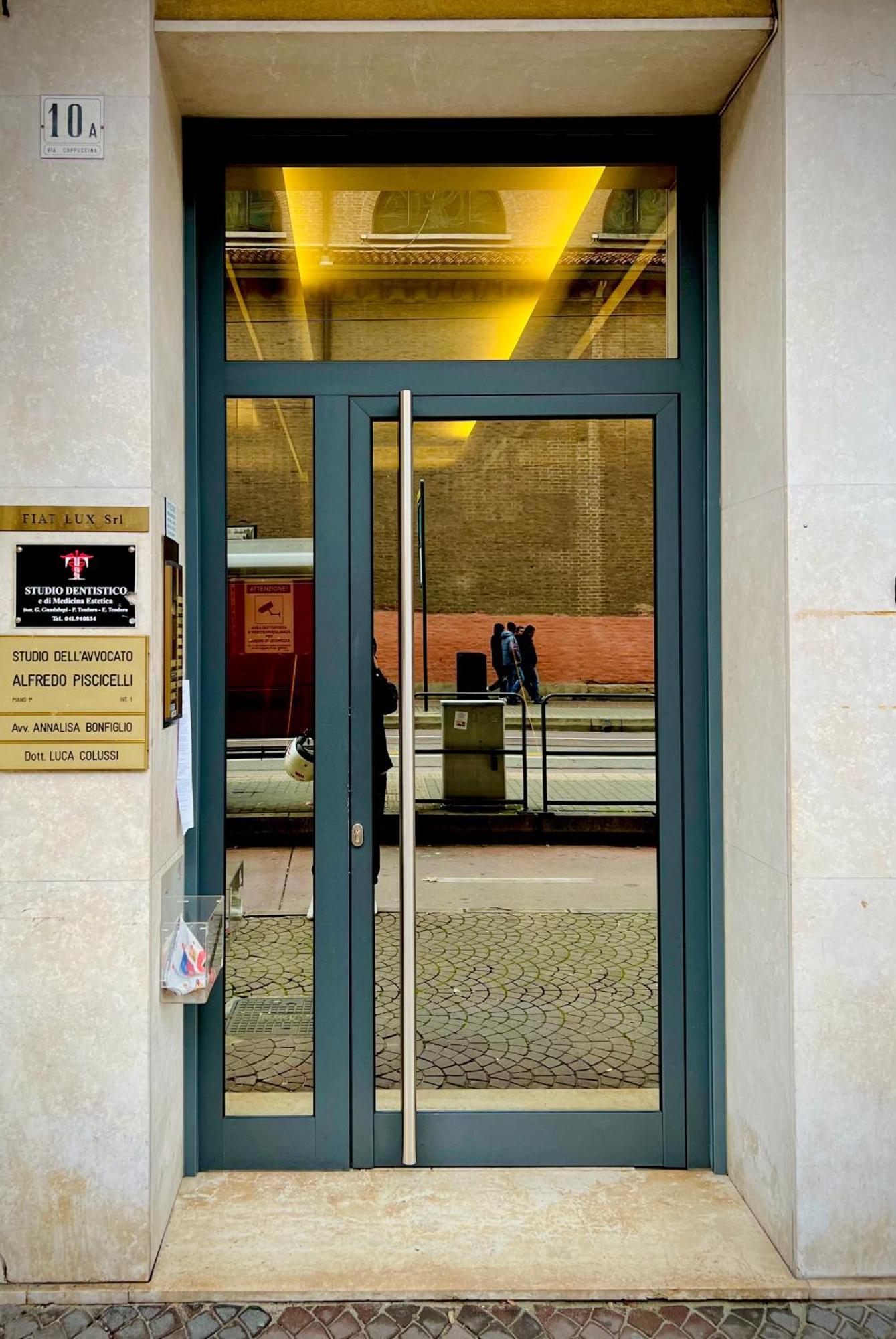 Venice Vip Guest House Местре Екстериор снимка